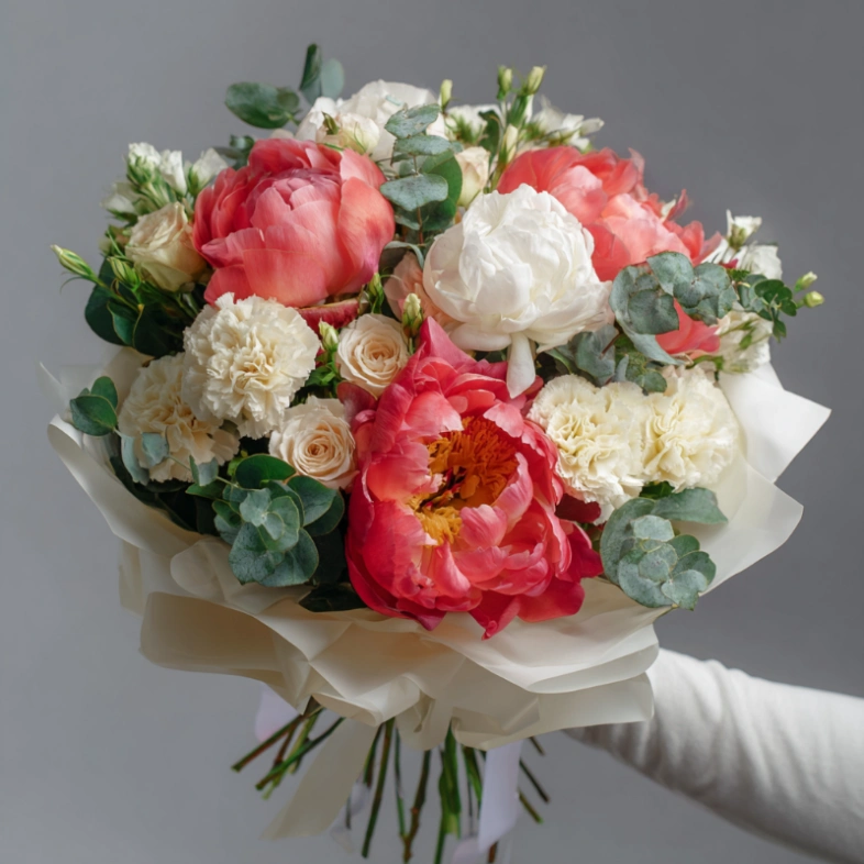 Букет с пионами &laquo;Персиковый закат&raquo;