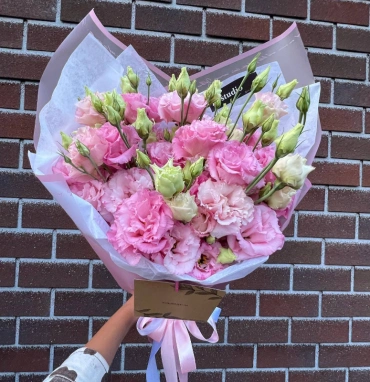 Розовый зефир