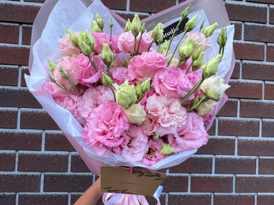 Розовый зефир