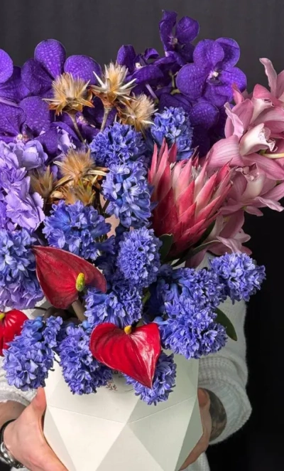 Цветочная композиция «Императрица»