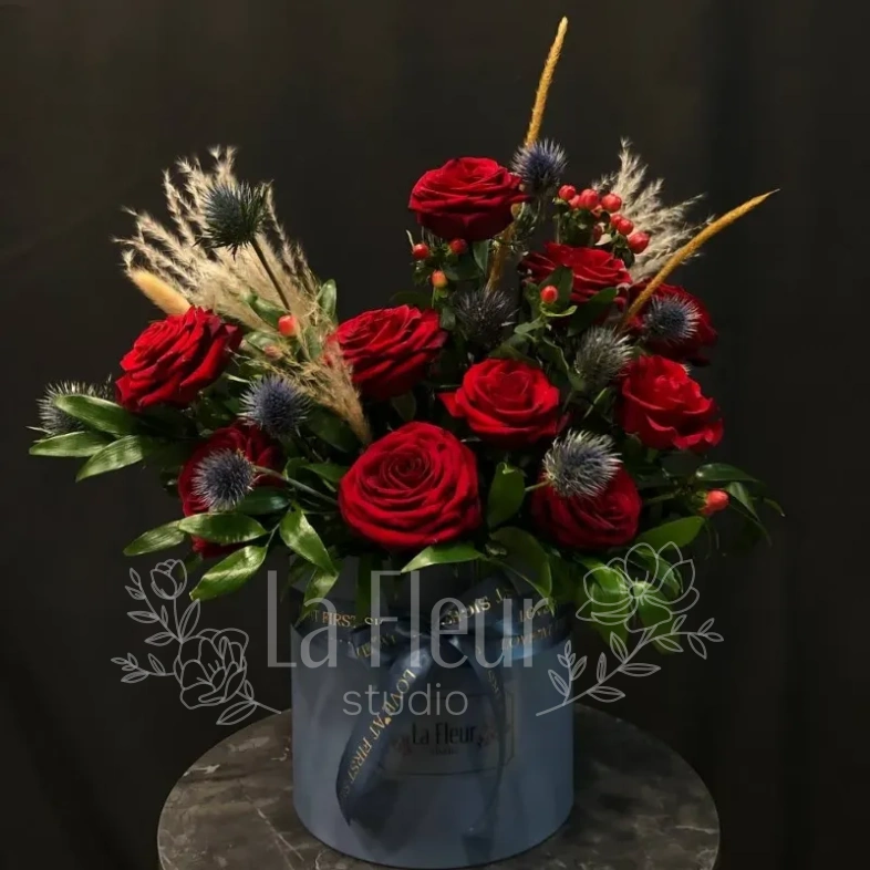 Цветочная композиция из роз &laquo;Сладкий ноябрь&raquo;