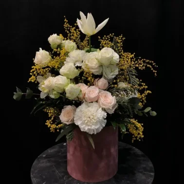 Цветочная композиция «Нежное сияние»