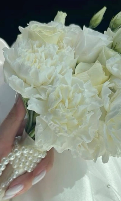 Свадебный букет из эустом