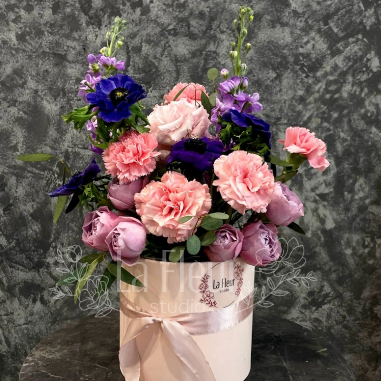 Цветочная композиция &laquo;Северное сияние&raquo;